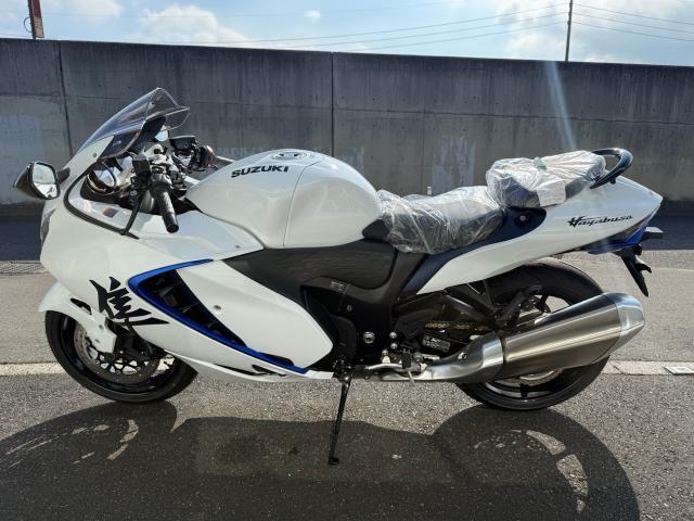 スズキ ハヤブサ（GSX1300R Hayabusa）ブリリアント