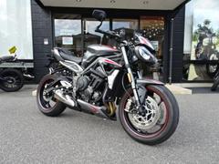 ＴＲＩＵＭＰＨ　ストリートトリプルＲＳ　２０２１年モデル　ＥＴＣ　アクスルスライダー　エンジンカバープロテクター