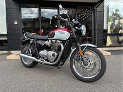ＴＲＩＵＭＰＨ　ボンネビルＴ１２０　バド・イーキンススペシャルエディション　２０２０年モデル　オプショングリップ　グラブバー