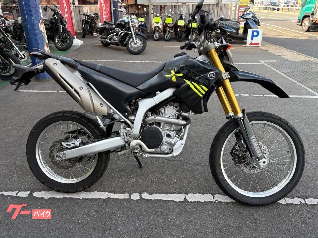 ＷＲ２５０Ｒ　２０１５年式　オンロード用タイヤ　社外外装　セル付き　インジェクション