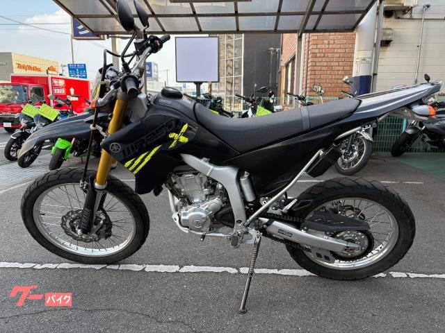 ヤマハ WR250R 2015年式 オンロード用タイヤ 社外外装 セル