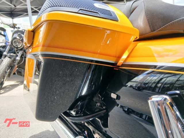 HARLEY－DAVIDSON CVO FLHXSE ストリート