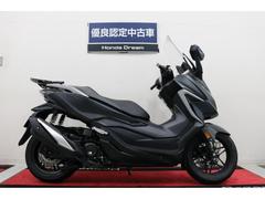 ホンダ　フォルツァ　グリップヒーター　リアキャリア装備