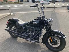 ＨＡＲＬＥＹ−ＤＡＶＩＤＳＯＮ　ＦＬＨＣＳ　ソフテイル　ヘリテイジクラシック１１４　１４インチ　ヒューズドハンドルバー付き