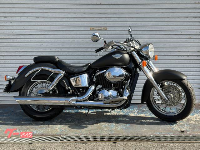 シャドウ４００　つや消し黒　サイドバッグサポート