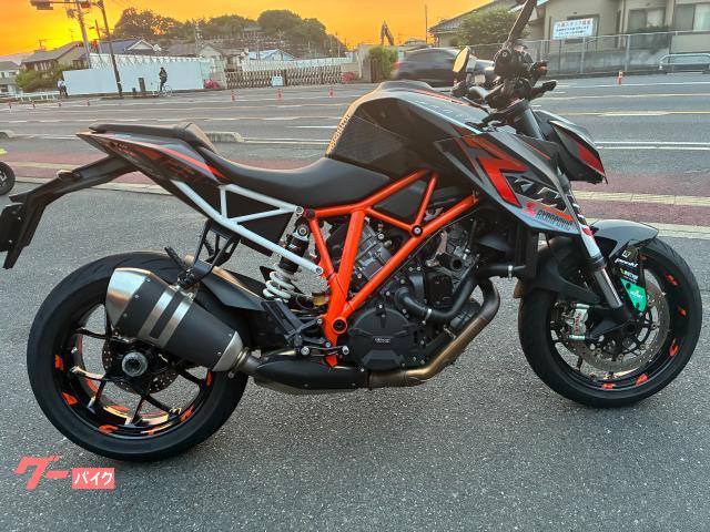 １２９０スーパーデュークＲ　ワンオーナ車