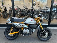 ホンダ　モンキー１２５　左右レバー　グラブバー　フェンダーレス