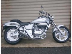 ホンダ　Ｖ−ＴＷＩＮ　ＭＡＧＮＡ　タイヤ前後新品