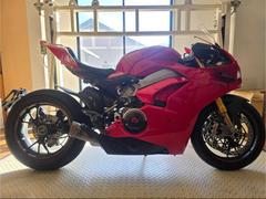 ＤＵＣＡＴＩ　パニガーレＶ４　Ｓ