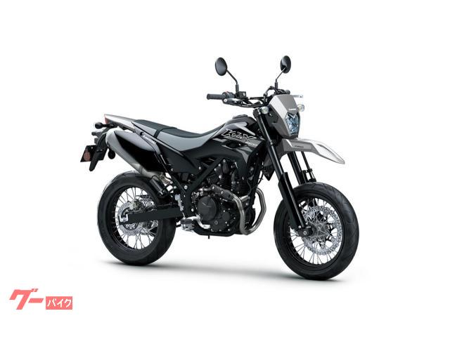 ＫＬＸ２３０ＳＭ　２０２６年モデル／インジェクション／ＡＢＳ／ＬＥＤ／メットホルダー／スマホ接続可能／倒立フロントフォー