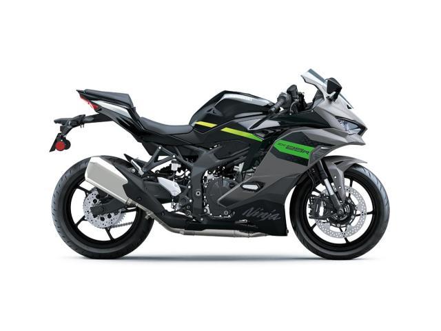 みく カワサキ Ninja ZX-25R SE 2026年モデル