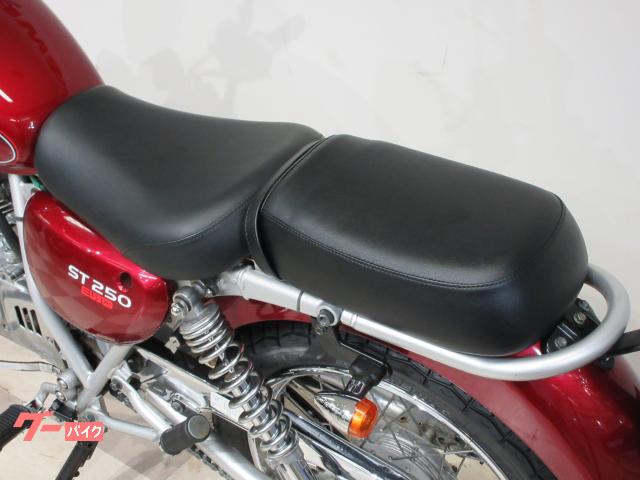 ST250Eインジェクション ガソリンタンクを外してみた