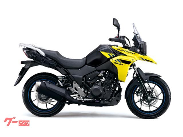 Ｖ－ストローム２５０　２０２６年モデル　ＡＢＳ　ＬＥＤヘッドライト　フル液晶ディスプレイメーター　ＤＣソケット　センタースタンド