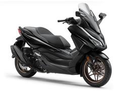 ホンダ　フォルツァ　２０２５年モデル　電動式可動スクリーン　セレクタブルトルクコントロール　５．０インチＴＦＴフルカラー液晶メーター