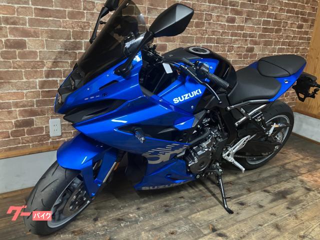 スズキ GSX－8R ヨシムラフルエキ ミツバ製ドラレコ ゼログラ