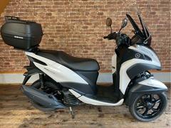 ヤマハ　トリシティ１２５　ハイスクリーン　リアボックス