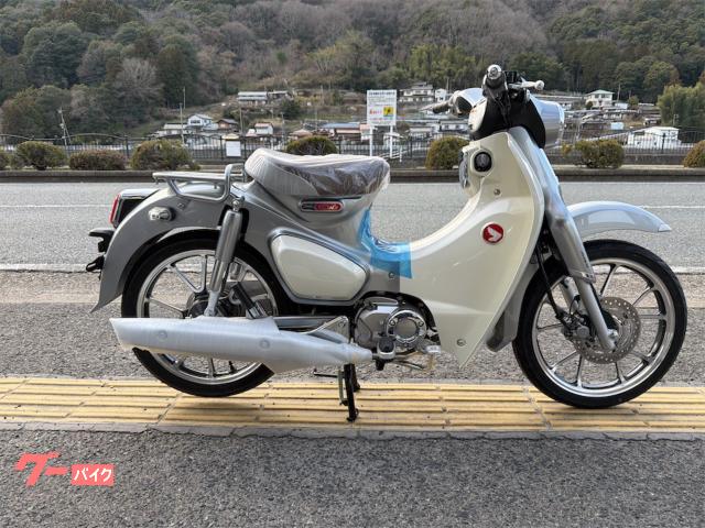 スーパーカブＣ１２５ＡＢＳ　最新２０２６モデル　プレミアムシルバーメタリック