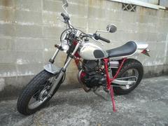 ヤマハ　ＴＷ２００　カスタム車両