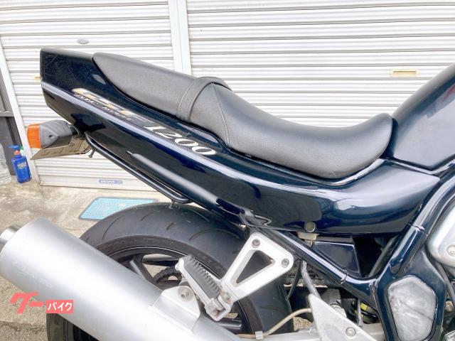 スズキ GSF1200 ビキニカウル付き キャブレター車 GV75A