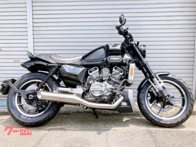ＧＶ１２５Ｘロードスター　新車　水冷Ｖツイン　２本出しマフラー　６速ミッション　ＵＳＢ電源
