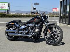 ＨＡＲＬＥＹ−ＤＡＶＩＤＳＯＮ　ＦＸＢＲ　ソフテイル　ブレイクアウト　ビビッドブラック　２０２４年モデル　ＨＤ認定中古車　フルノーマル