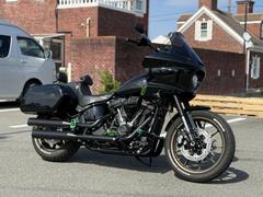 ＨＡＲＬＥＹ−ＤＡＶＩＤＳＯＮ　ＦＸＬＲＳＴ　ソフテイル　ローライダーＳＴ　シート　シールド　グリップ　ライザー　ウインカー　ペグ　シーシーバー　などカスタム