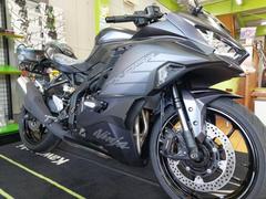 カワサキ　Ｎｉｎｊａ　ＺＸ−２５Ｒ　ＳＥ　新車