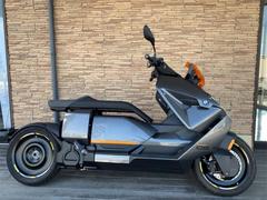ＢＭＷ　ＣＥ０４