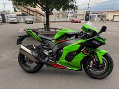 カワサキ　Ｎｉｎｊａ　ＺＸ−１０Ｒ