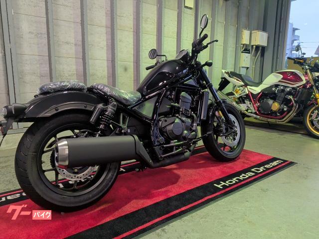 ホンダ レブル1100 ガンメタルブラックメタリック SC83