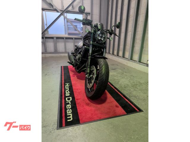 ホンダ レブル1100 ガンメタルブラックメタリック SC83