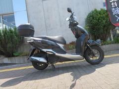 ホンダ　リード１２５　ボックス付き！　ポセイドンブラックメタリック