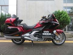 ホンダ　ゴールドウイング　ＧＬ１８００ツアー　ＤＣＴ　ＴＥＣグリップヒーター　フォグライト　ＳＣ７９　キャンディーアーダントレッド