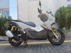 ホンダ　ＡＤＶ１６０　グリップヒーター　ＫＦ５４　パールスモーキーグレー