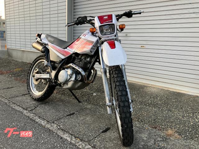 YAMAHA セロー225-2 白/赤 格安提供車　半額配送キャンペーン 現状渡し諸経費￥0- 激安 横浜 P-Yard さらば“二輪二足”の名車！ 千葉の山奥で「ヤマハ・セロー」の復活を