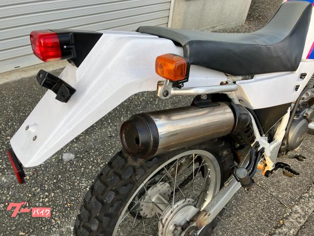 ヤマハ セロー225 4サイクル キャブ車 ホワイト｜エム