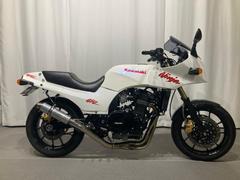 カワサキ　ＧＰＺ９００Ｒ