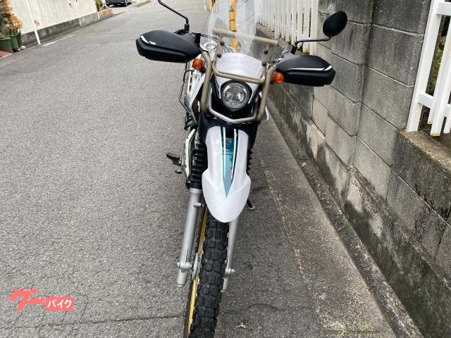 セロー250 タンク　2016年 カワサキ ZX-14R ABS High Grade 2016年式 ZX1400EFFAの諸元