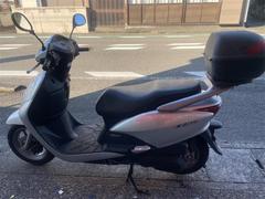 ホンダ　リード１１０　バッテリー・前後タイヤ・ベルト・ローラー・プラグ・ブレーキパッド・Ｆオイルシール交換済み