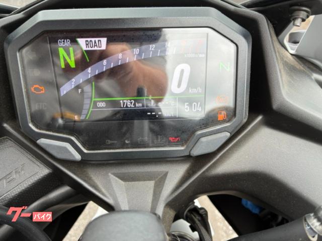 カワサキ Ninja ZX－4R SE ワンオーナー｜オ－トショップ