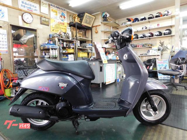 トゥデイ　２００２年式　リアタイヤ新品