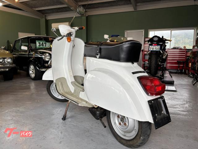 【人気商品】【280,000円】vespa 50s　原付　動作確認済　中古　リサイクルショップ宮崎屋住吉店22.5.28k VESPA 50S ヴィンテージ コンデンサー新品交換済み ホワイト