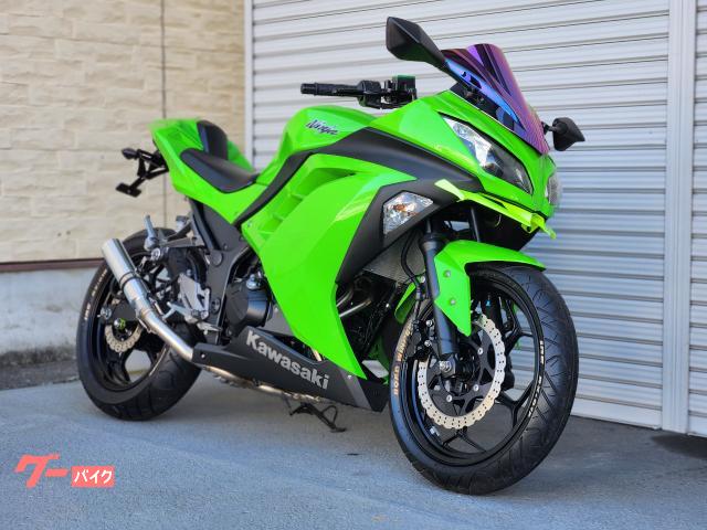 カワサキ Ｎｉｎｊａ ２５０ フルエキゾーストマフラー バブルミラースクリーン付き カスタム｜株式会社ワンズ｜新車・中古バイクなら【グーバイク】