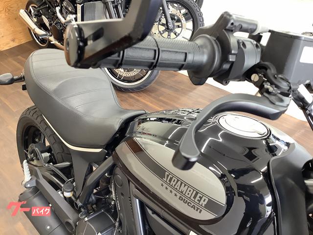 DUCATI スクランブラーSIXTY2 バーエンドミラー
