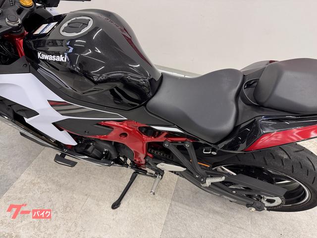 カワサキ Ninja ZX－25R SE 2021年モデル・スライダー
