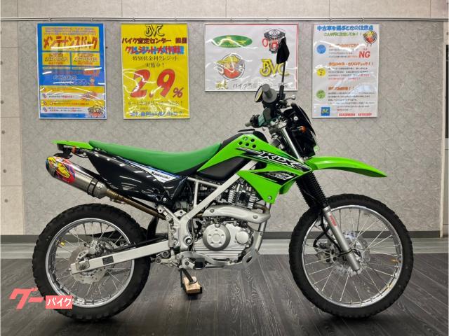 ＫＬＸ１２５　２０１６年モデル　スリップオンサイレンサー　スキッドプレート　ハンドル　フェンダーレス　シート