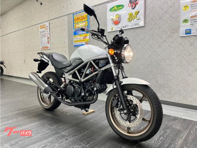 ホンダ VTR250 2017年最終モデル リアキャリア装備