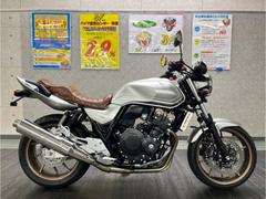 ホンダ　ＣＢ４００Ｓｕｐｅｒ　Ｆｏｕｒ　ＶＴＥＣ　Ｒｅｖｏ　ワンオーナー　ＥＴＣ　ＵＳＢ　エンジンガード　フェンダーレス