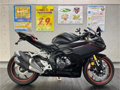 ホンダ　ＣＢＲ２５０ＲＲ　２０２３年現行モデル　フェンダーレス　マルチバー　トラコン