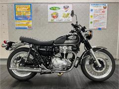 カワサキ　Ｗ８００　２０２４年式ワンオーナー　エンジンガード